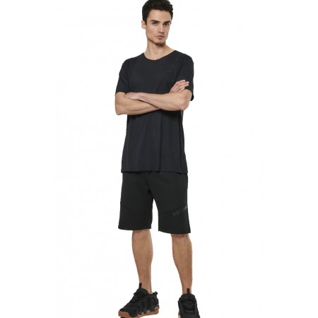 ΑΝΔΡΙΚΗ TECH FLEECE ΒΕΡΜΟΥΔΑ Κωδικός 033527-01-BLACK