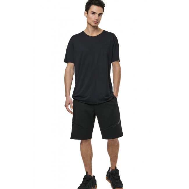 ΑΝΔΡΙΚΗ TECH FLEECE ΒΕΡΜΟΥΔΑ Κωδικός 033527-01-BLACK