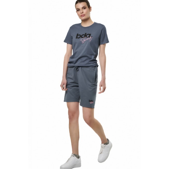 ΓΥΝΑΙΚΕΙΑ ΚΛΑΣΙΚΗ ΒΕΡΜΟΥΔΑ Κωδικός 031519-01-CHINA BLUE