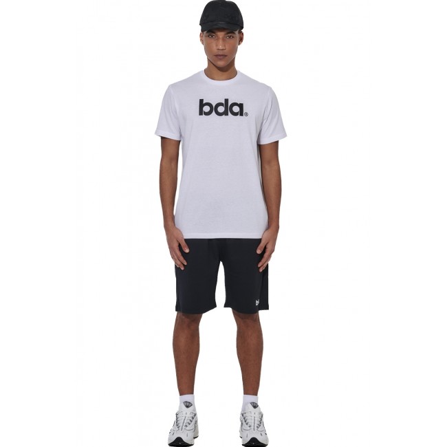 ΑΝΔΡΙΚΗ ΚΛΑΣΙΚΗ ΒΕΡΜΟΥΔΑ Κωδικός 033617-01-BLACK